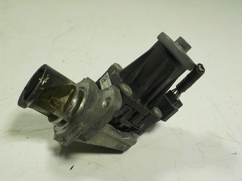 Recambio de valvula egr para renault clio iv 1.5 dci diesel fap referencia OEM IAM  H8200129863 