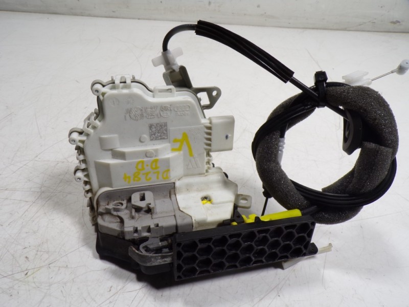 Recambio de cerradura puerta delantera derecha para porsche macan (typ ) base referencia OEM IAM 9A783721605 8J4837016E 