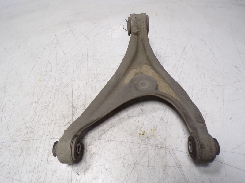 Recambio de brazo suspension inferior trasero derecho para peugeot 508 gt referencia OEM IAM 5175CH  