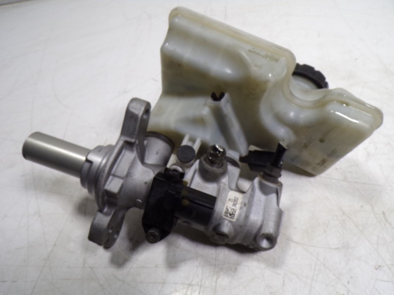 Recambio de bomba freno para volkswagen golf vii lim. (5g1) 1.4 16v tsi referencia OEM IAM 5Q1611021A 5Q1611301B 