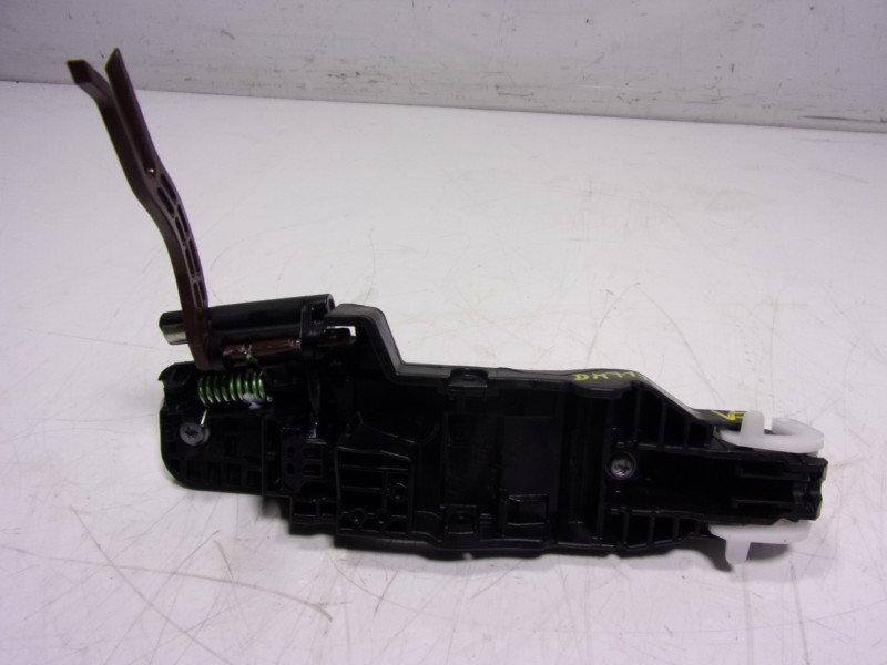 Recambio de maneta exterior trasera izquierda para toyota yaris 1.5 vvti hev referencia OEM IAM   