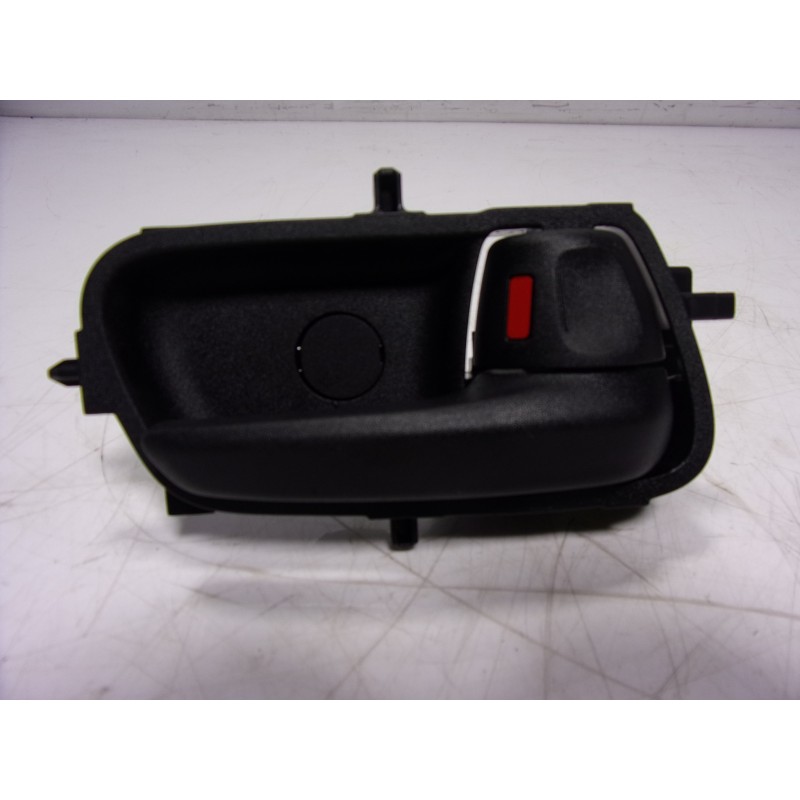 Recambio de maneta interior trasera derecha para toyota yaris 1.5 vvti hev referencia OEM IAM  69205K0050 