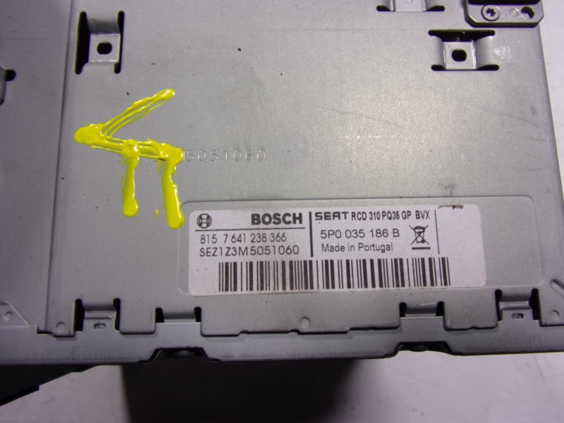 Recambio de sistema audio / radio cd para seat leon (1p1) 1.6 tdi referencia OEM IAM 5P0035186B 5P0035186B 