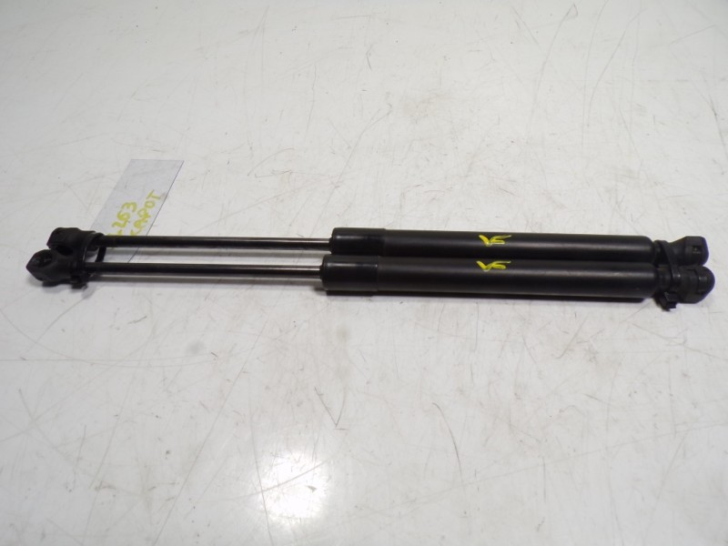 Recambio de amortiguador capot para renault captur 1.3 tce referencia OEM IAM 654709991R 654709991R 