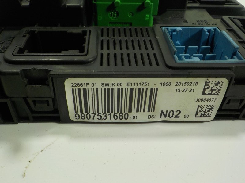 Recambio de caja reles / fusibles para peugeot 208 1.6 16v hdi fap referencia OEM IAM 1611427780 9807531680 