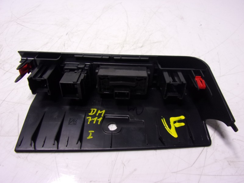 Recambio de modulo electronico para toyota yaris 1.5 vvti hev referencia OEM IAM  554070D070 