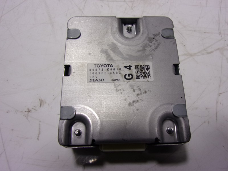Recambio de modulo electronico para toyota yaris 1.5 vvti hev referencia OEM IAM  86572K0010 