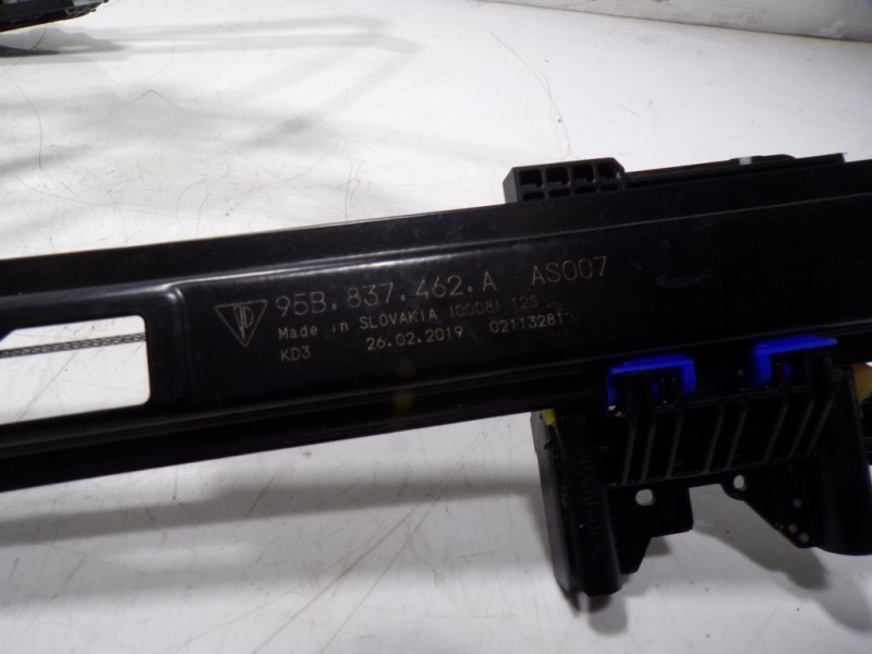 Recambio de elevalunas delantero derecho para porsche macan (typ ) base referencia OEM IAM 95B837462A 95B837462A 
