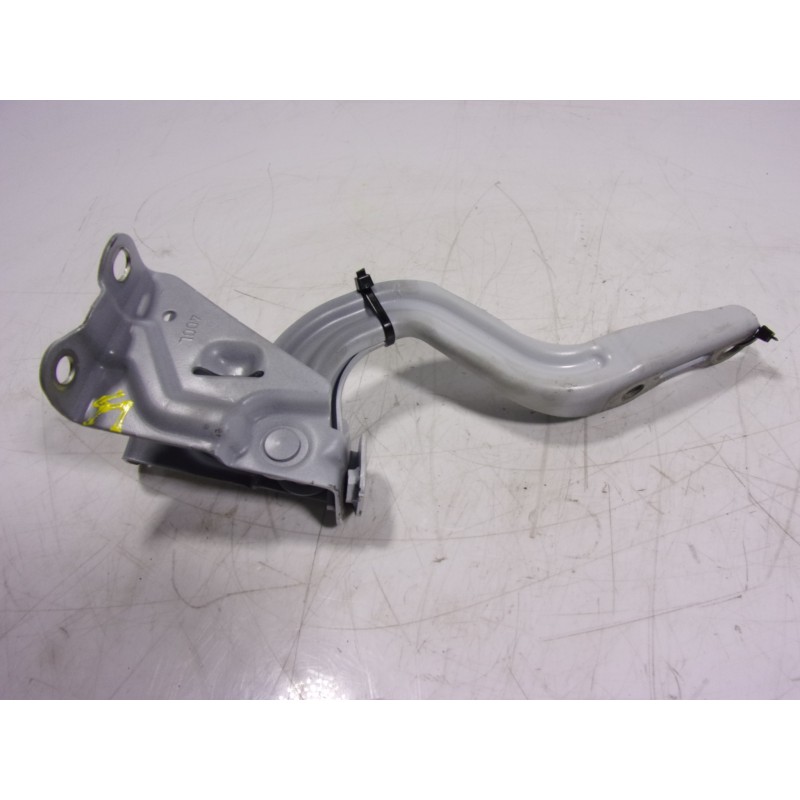 Recambio de moldura para toyota yaris 1.5 vvti hev referencia OEM IAM   