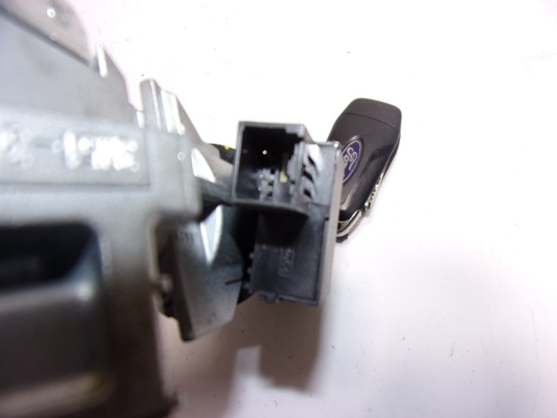 Recambio de antirrobo para ford mondeo turn. 2.0 tdci cat referencia OEM IAM 1681167 3M513F880AE 