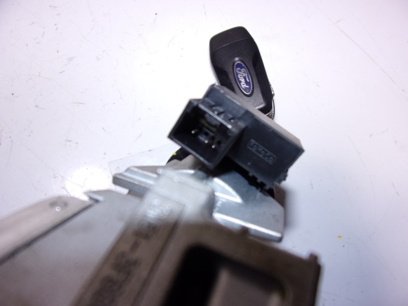 Recambio de antirrobo para ford mondeo turn. 2.0 tdci cat referencia OEM IAM 1681167 3M513F880AE 