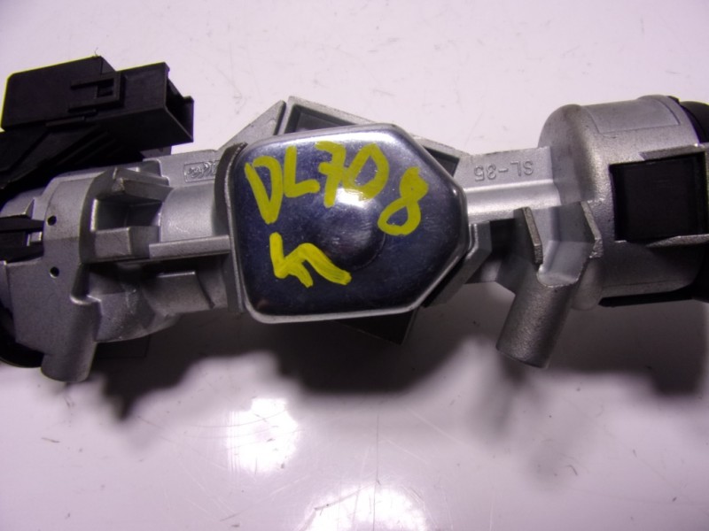 Recambio de antirrobo para ford mondeo turn. 2.0 tdci cat referencia OEM IAM 1681167 3M513F880AE 