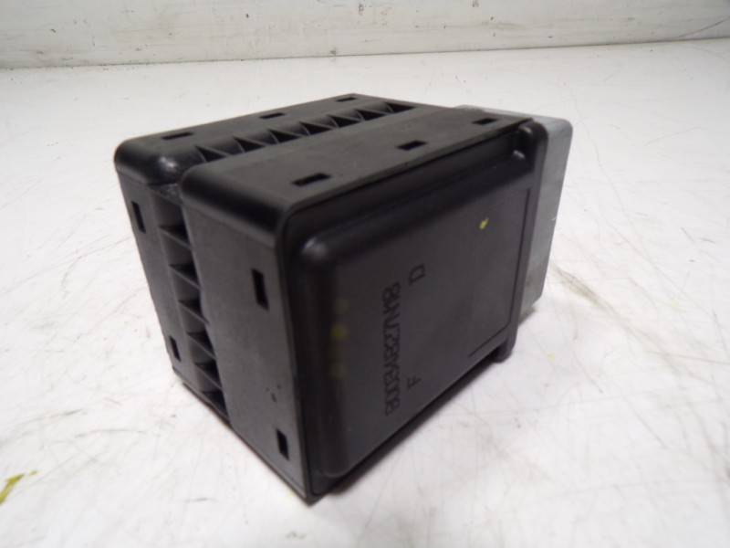 Recambio de antirrobo para renault captur 1.3 tce referencia OEM IAM 7701209427 487004399R 