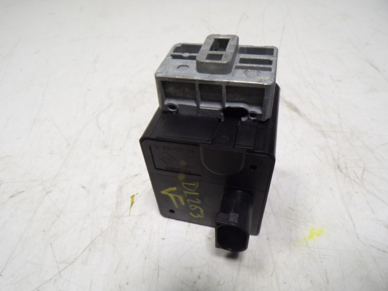 Recambio de antirrobo para renault captur 1.3 tce referencia OEM IAM 7701209427 487004399R 