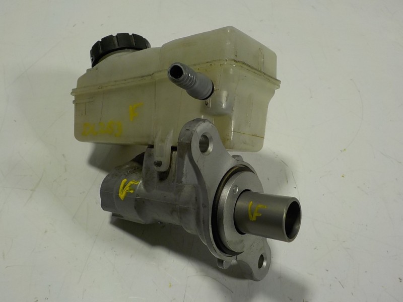 Recambio de bomba freno para renault captur 1.3 tce referencia OEM IAM 460119686R 460915125R 