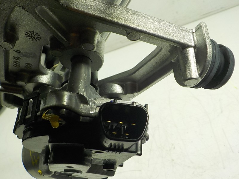 Recambio de motor limpia delantero para toyota yaris 1.5 vvti hev referencia OEM IAM  85110K0120 