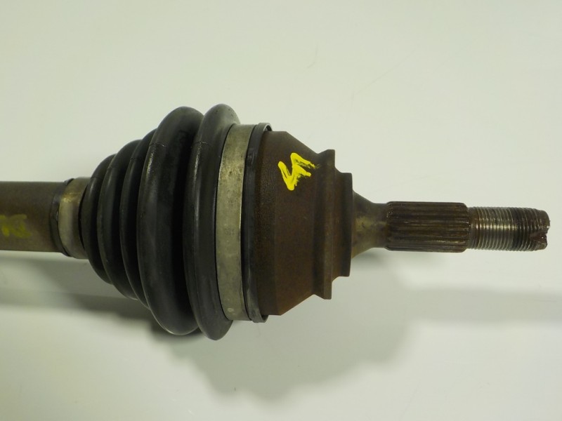 Recambio de transmision derecha para peugeot 208 1.6 16v hdi fap referencia OEM IAM 9801048680  