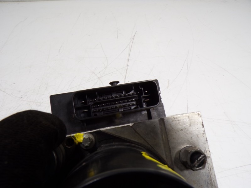 Recambio de abs para seat ibiza (6j5) 1.4 16v referencia OEM IAM 6R0614517S 6R0907379R 