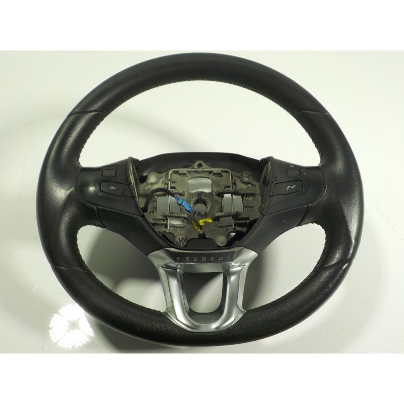 Recambio de volante para peugeot 208 1.6 16v hdi fap referencia OEM IAM 96739515ZD  