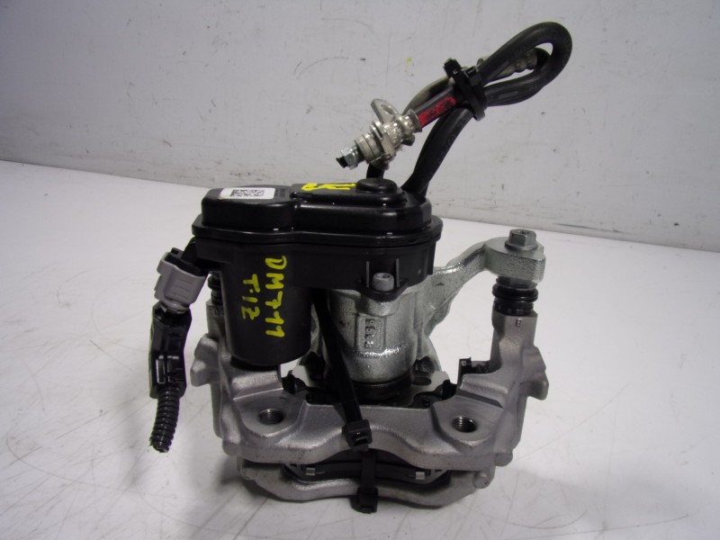 Recambio de pinza freno trasera izquierda para toyota yaris 1.5 vvti hev referencia OEM IAM   