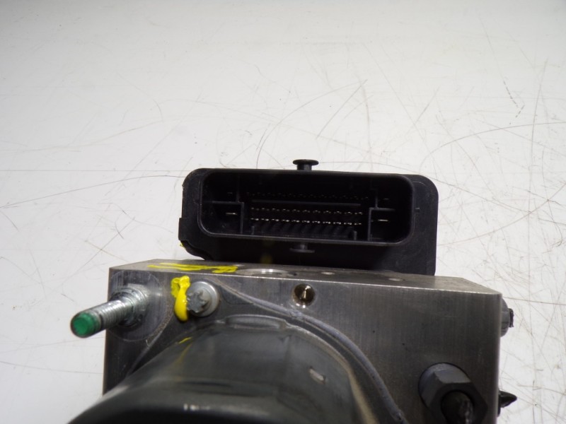 Recambio de abs para dacia duster ii comfort referencia OEM IAM 476602916R 476602738R 