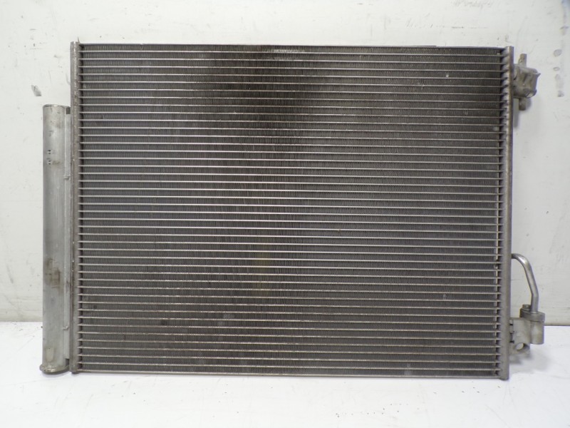 Recambio de condensador aire acondicionado para renault captur 1.3 tce referencia OEM IAM 921006843R 921006843R 