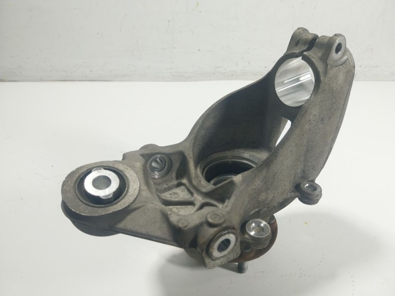 Recambio de mangueta trasera derecha para land rover range rover evoque (l538) 2.0 d 4x4 referencia OEM IAM LR068883  