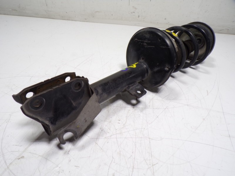 Recambio de amortiguador delantero derecho para dacia duster ii comfort referencia OEM IAM 543020142R 543029903R 