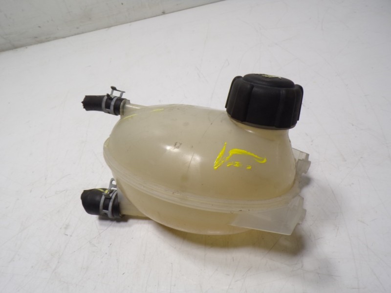 Recambio de deposito expansion para renault captur 1.3 tce referencia OEM IAM 217104354R 217107259R 