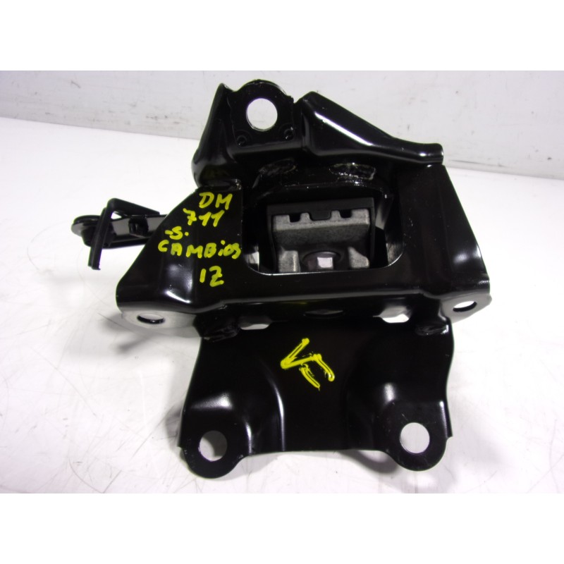 Recambio de soporte motor izquierdo para toyota yaris 1.5 vvti hev referencia OEM IAM   