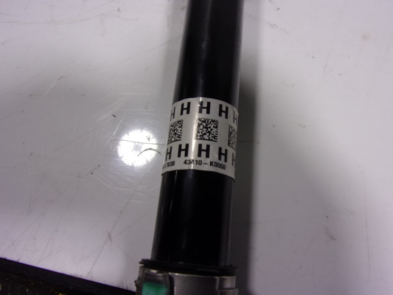 Recambio de transmision derecha para toyota yaris 1.5 vvti hev referencia OEM IAM  43410K0060 