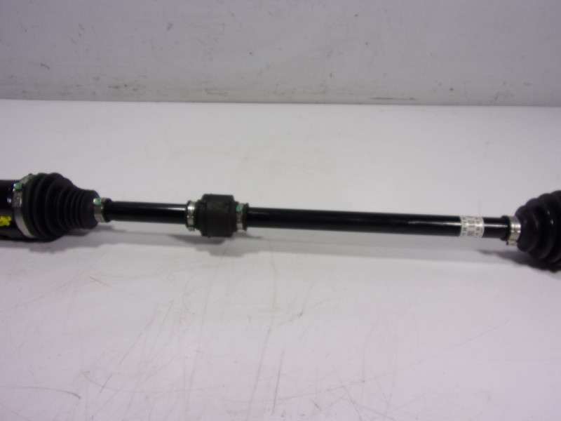 Recambio de transmision derecha para toyota yaris 1.5 vvti hev referencia OEM IAM  43410K0060 