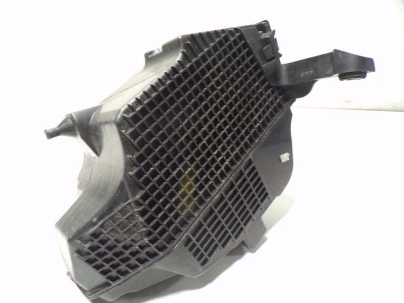 Recambio de filtro aire para renault captur 1.3 tce referencia OEM IAM 165001258R 165001258R 