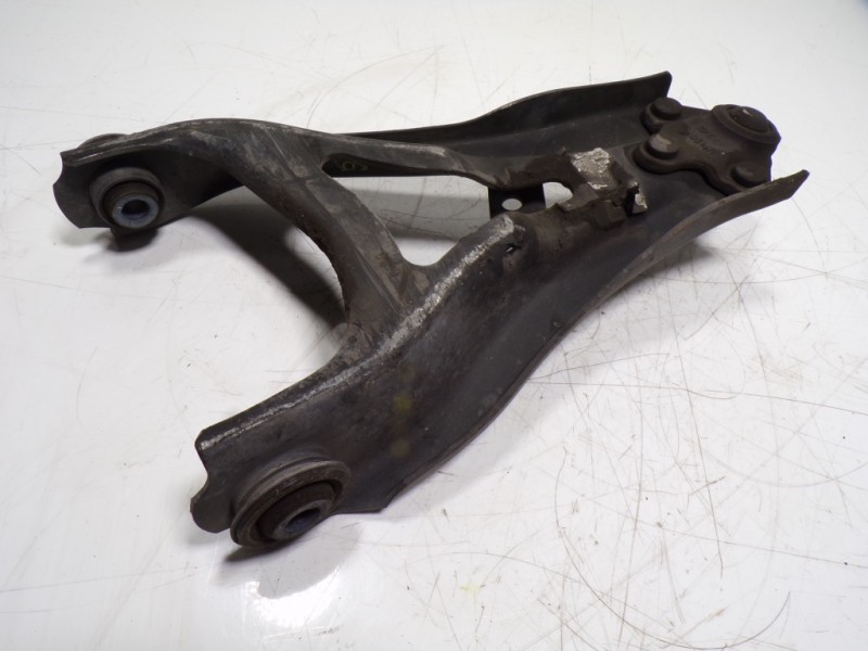 Recambio de brazo suspension inferior delantero derecho para dacia duster ii comfort referencia OEM IAM 545040280R  