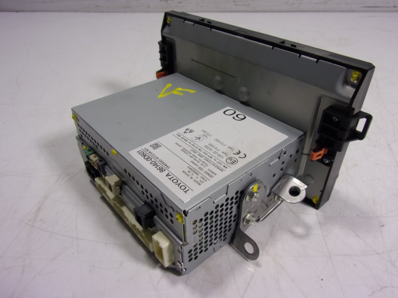 Recambio de sistema navegacion gps para toyota yaris 1.5 vvti hev referencia OEM IAM  861400D601 