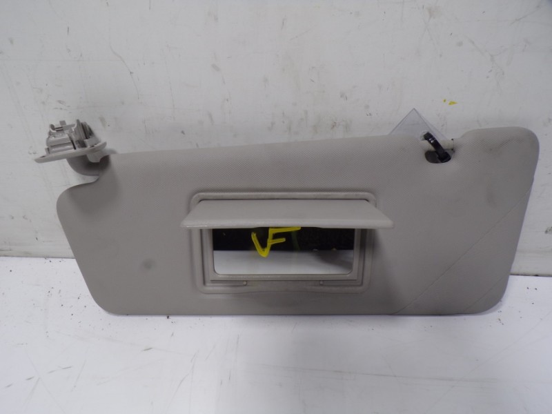 Recambio de parasol izquierdo para renault captur 1.3 tce referencia OEM IAM 964012136R  