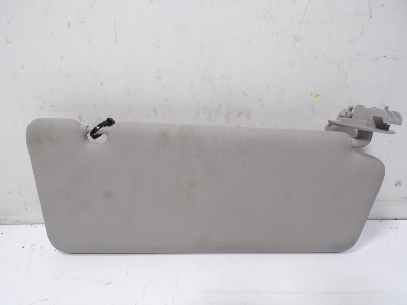 Recambio de parasol izquierdo para renault captur 1.3 tce referencia OEM IAM 964012136R  