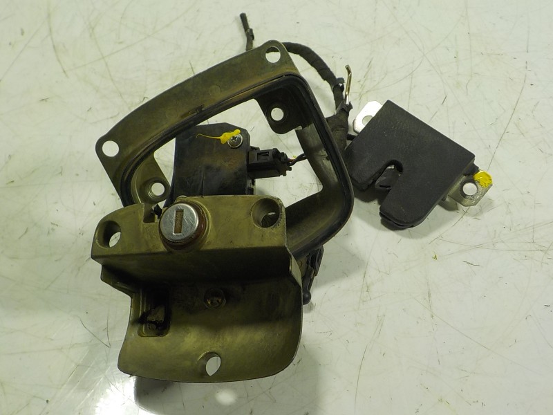 Recambio de cerradura maletero / porton para seat ibiza (6l1) 1.4 16v referencia OEM IAM   