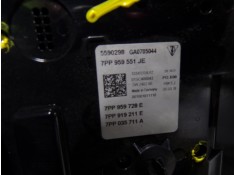 Recambio de piloto interior para porsche macan (typ ) base referencia OEM IAM 7PP868404PJ 7PP959551JE  2