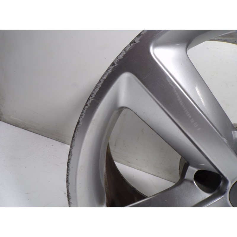 Recambio de juego llantas para audi a5 coupe (8t) 1.8 tfsi (130kw) referencia OEM IAM  8T0601025M 