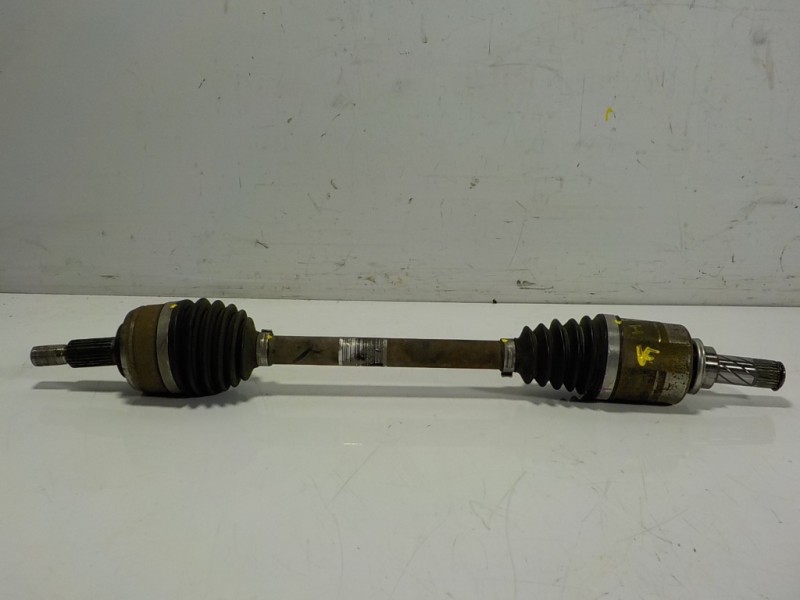 Recambio de transmision izquierda para renault captur 1.3 tce referencia OEM IAM 391017989R 391017989R 