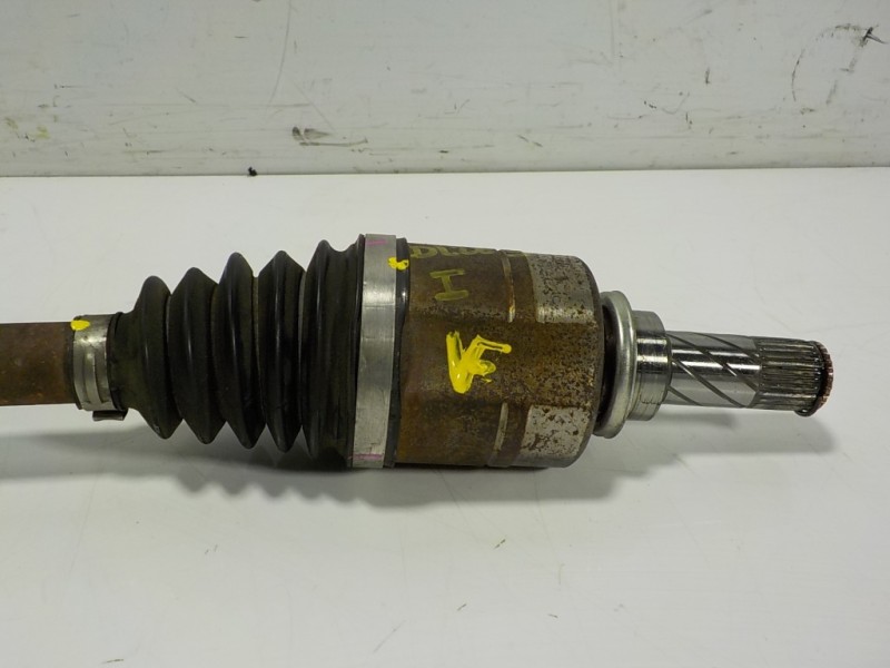 Recambio de transmision izquierda para renault captur 1.3 tce referencia OEM IAM 391017989R 391017989R 