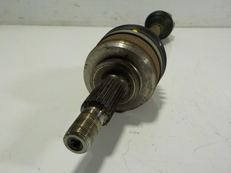 Recambio de transmision izquierda para renault captur 1.3 tce referencia OEM IAM 391017989R 391017989R 