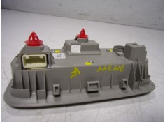 Recambio de piloto interior para toyota yaris 1.5 vvti hev referencia OEM IAM  703004430  2