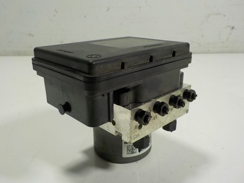 Recambio de abs para kia rio (yb) 1.2 cat referencia OEM IAM 58910H8400 58910H8400 