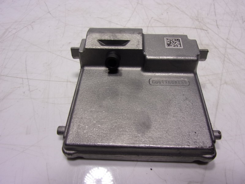 Recambio de modulo electronico para toyota yaris 1.5 vvti hev referencia OEM IAM  864C0W040 