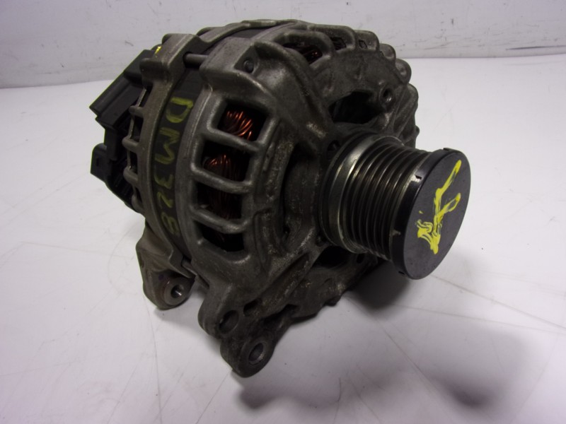 Recambio de alternador para volkswagen caddy furgón/kombi 2.0 tdi referencia OEM IAM 04L903024S 04L903024S 