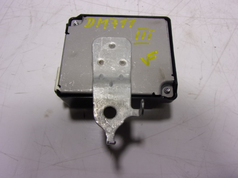 Recambio de modulo electronico para toyota yaris 1.5 vvti hev referencia OEM IAM  897B0K0012 
