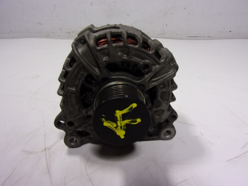 Recambio de alternador para volkswagen caddy furgón/kombi 2.0 tdi referencia OEM IAM 04L903024S 04L903024S 