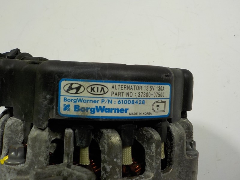 Recambio de alternador para kia rio (yb) 1.2 cat referencia OEM IAM 3730007500 3730007500 